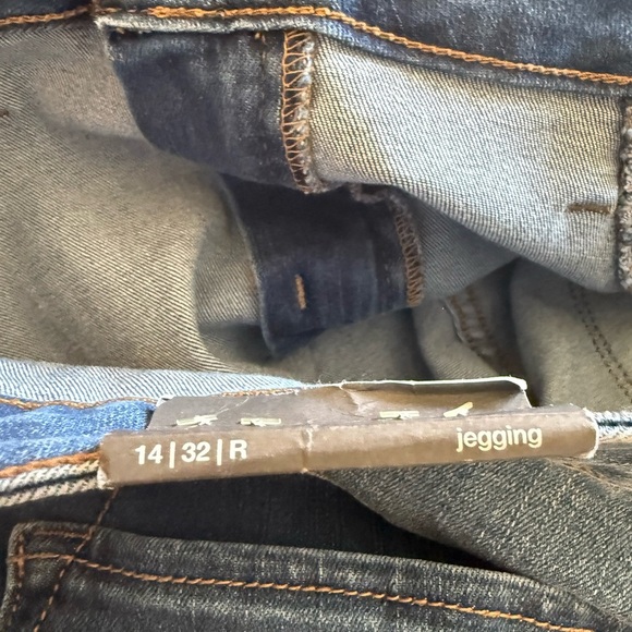 NWT Mossimo Super Stretch High Rise Jegging with Floral Embroidery Size 14/32 - Picture 8 of 14